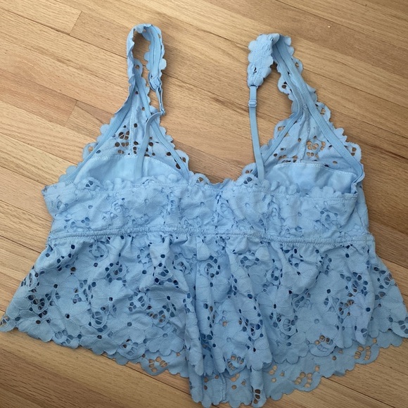 NWOT Aerie Baby Blue Eyelette Bralette with Ruffle - Picture 4 of 5